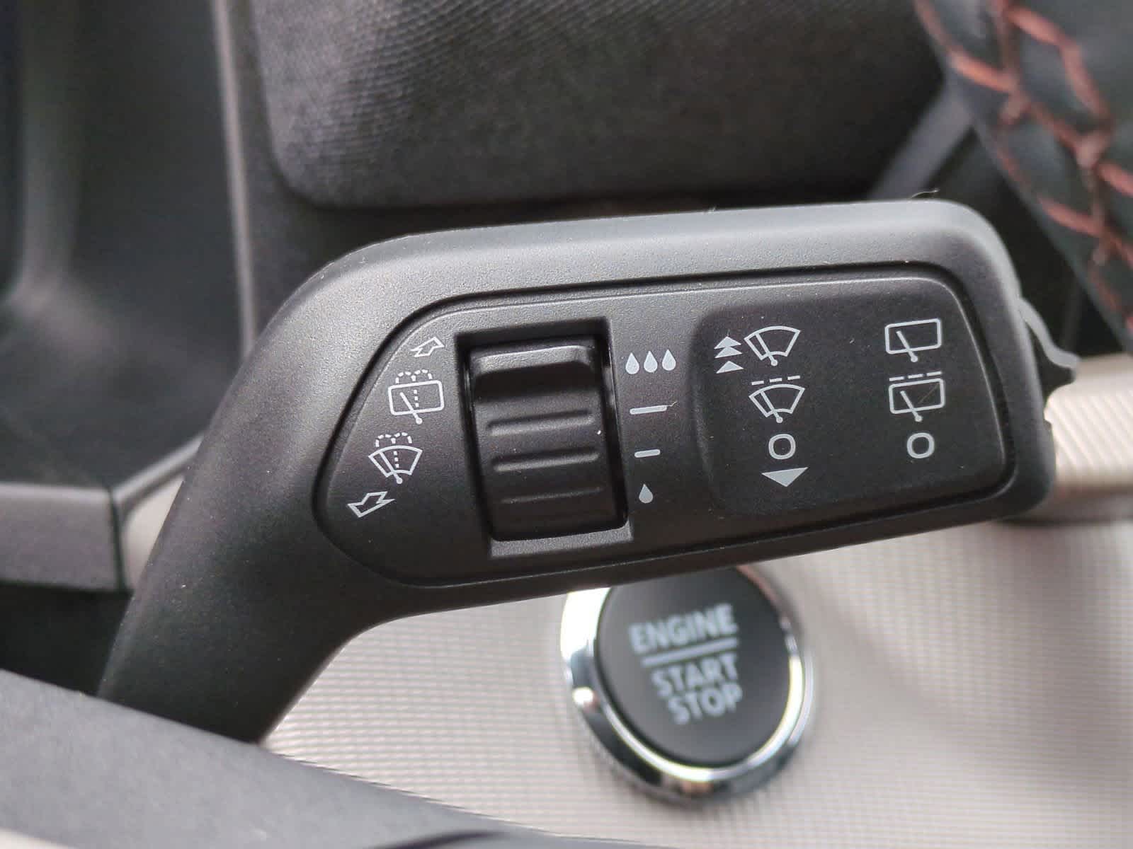 2025 Ford Explorer Active 25