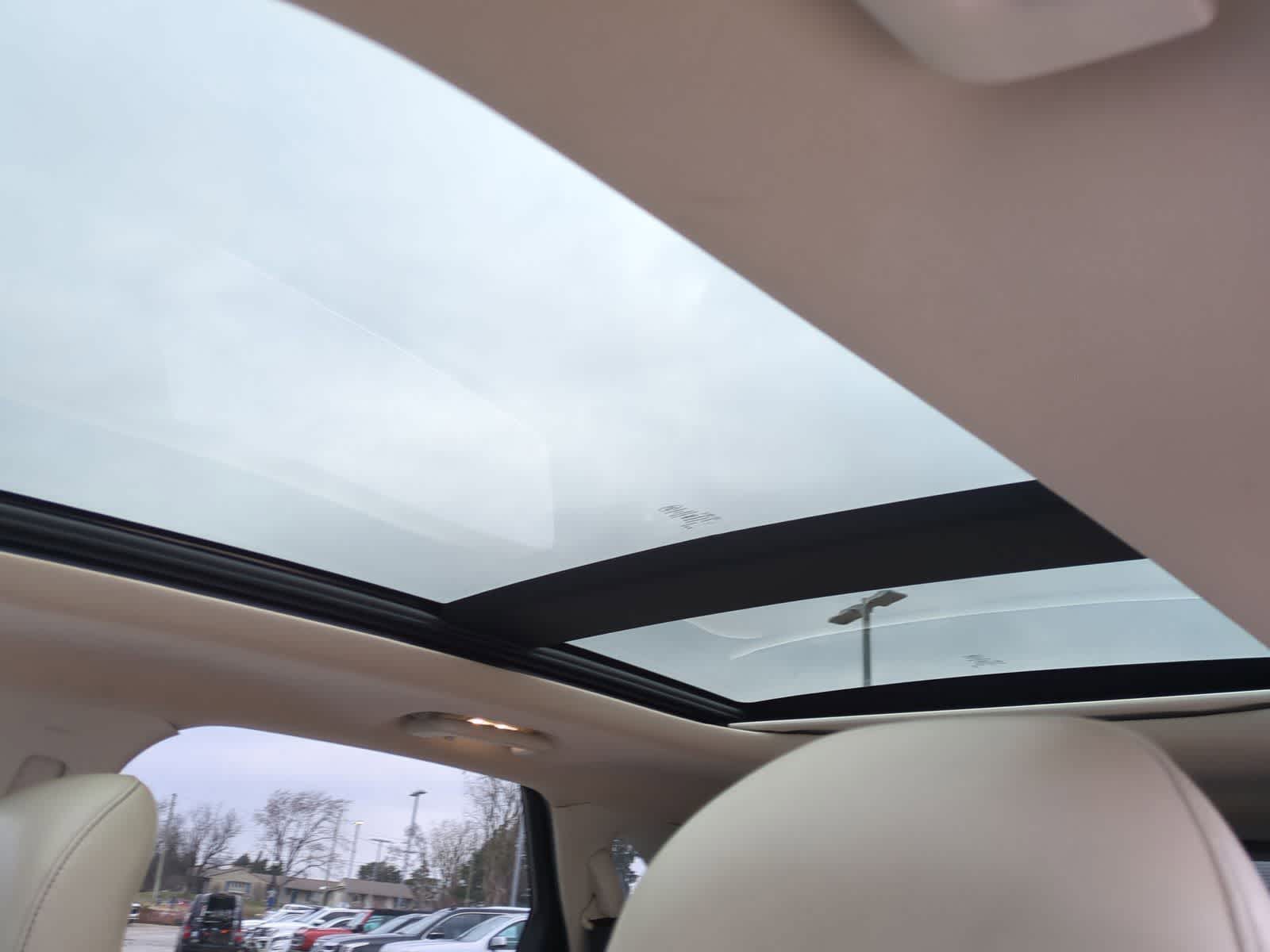 Thumbnail: 2018 Ford Edge - 19