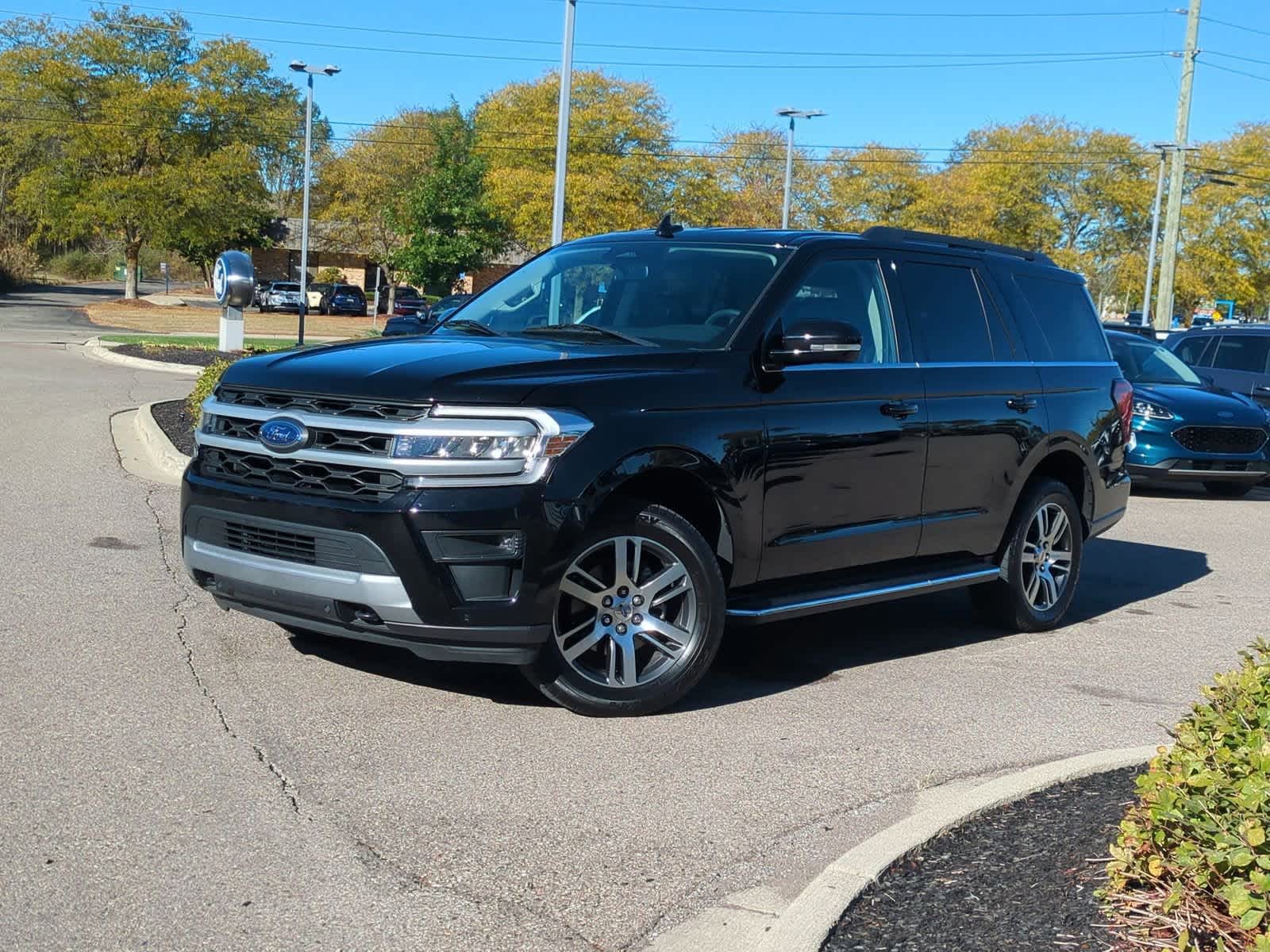 Thumbnail: 2022 Ford Expedition - 1