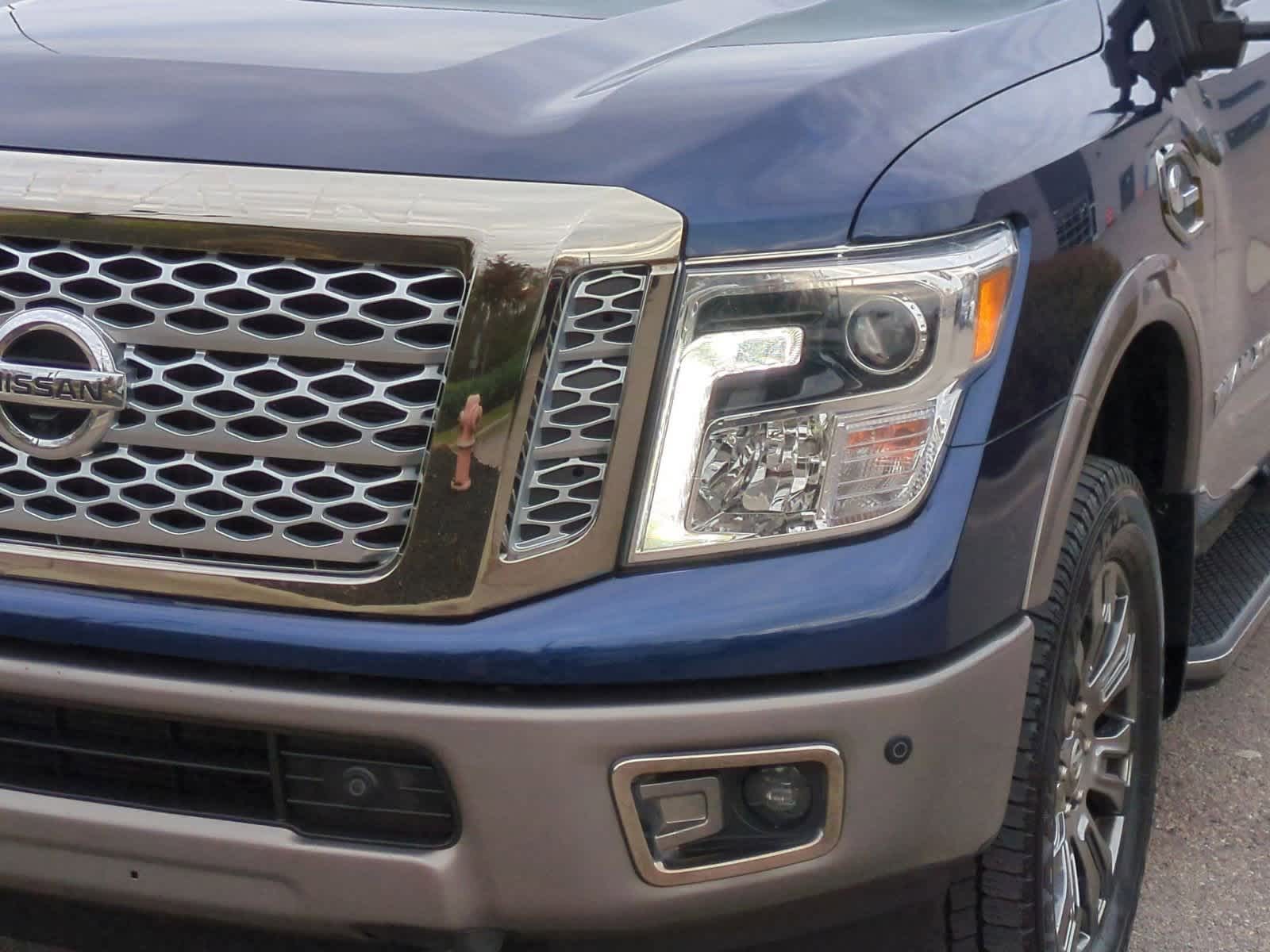 Thumbnail: 2018 Nissan Titan - 11