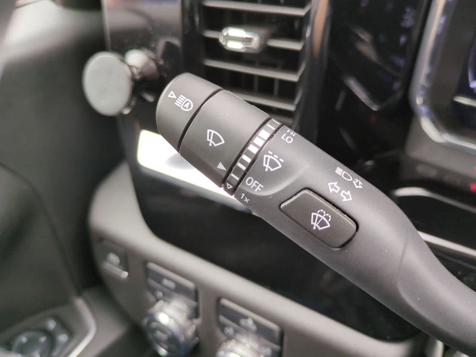 2025 GMC Sierra 1500 Elevation 25