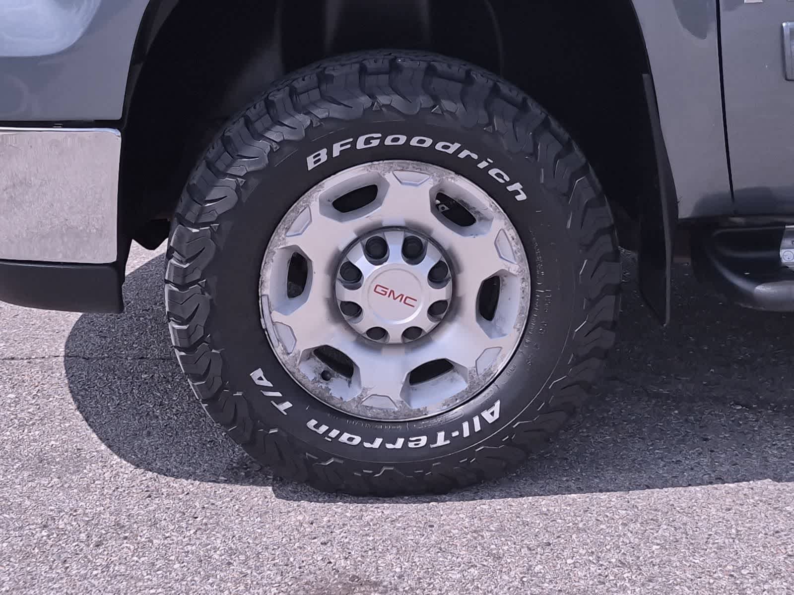 Thumbnail: 2009 GMC Sierra 2500 - 14
