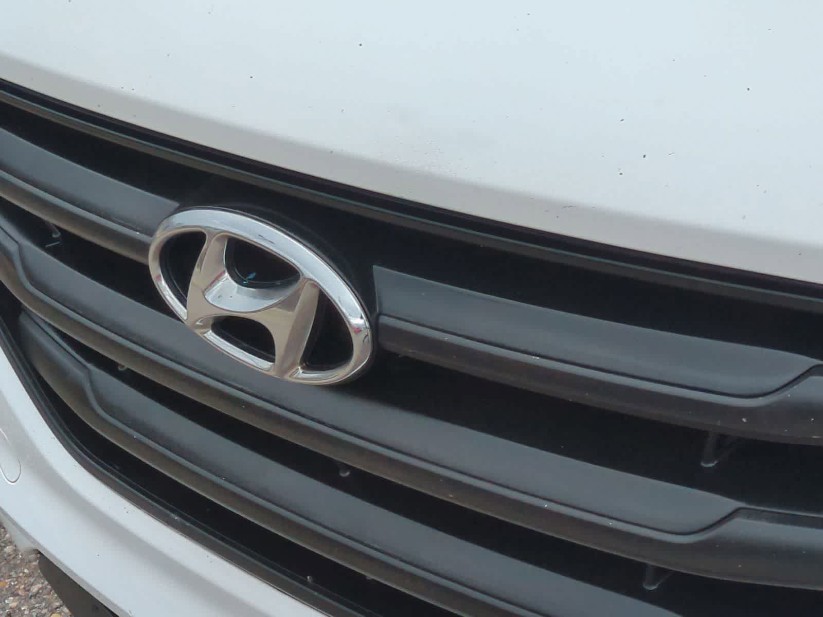 Thumbnail: 2018 Hyundai Tucson - 11