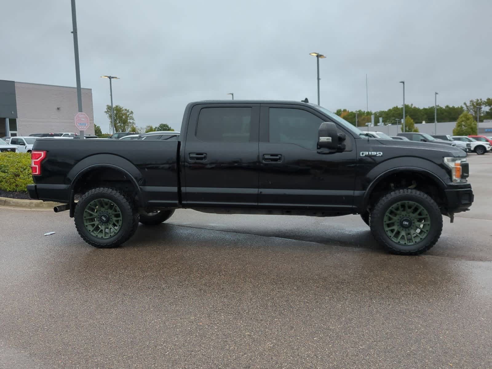 Thumbnail: 2018 Ford F-150 - 9