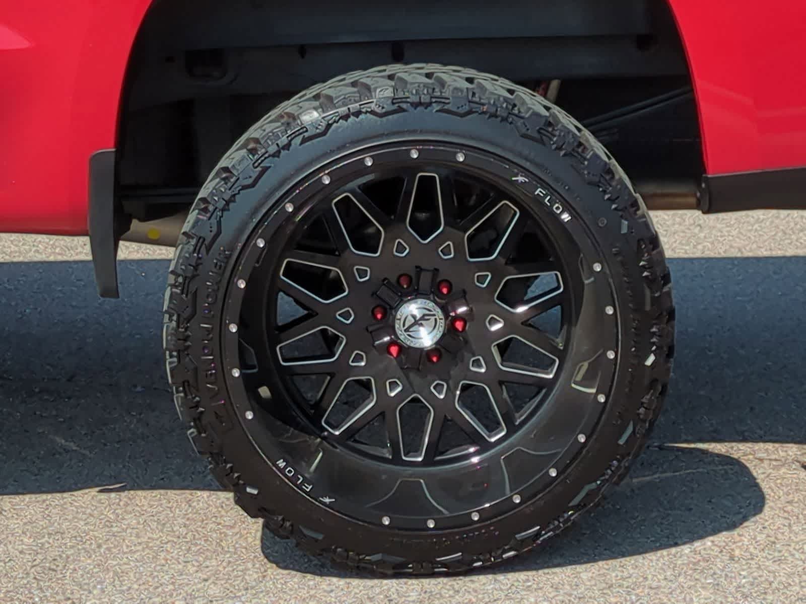 Thumbnail: 2019 Chevrolet Silverado 1500 - 13