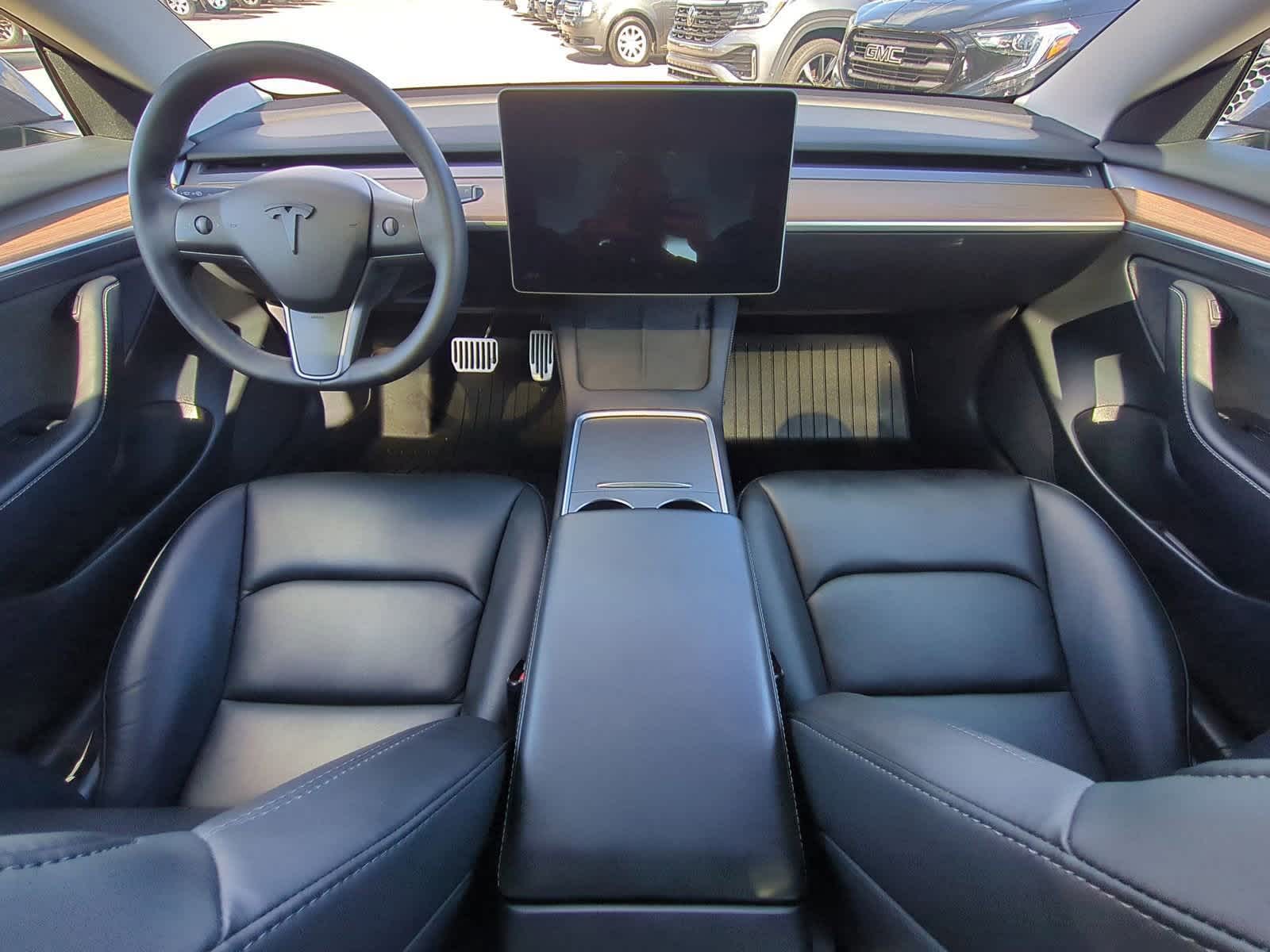 Thumbnail: 2022 Tesla Model 3 - 15