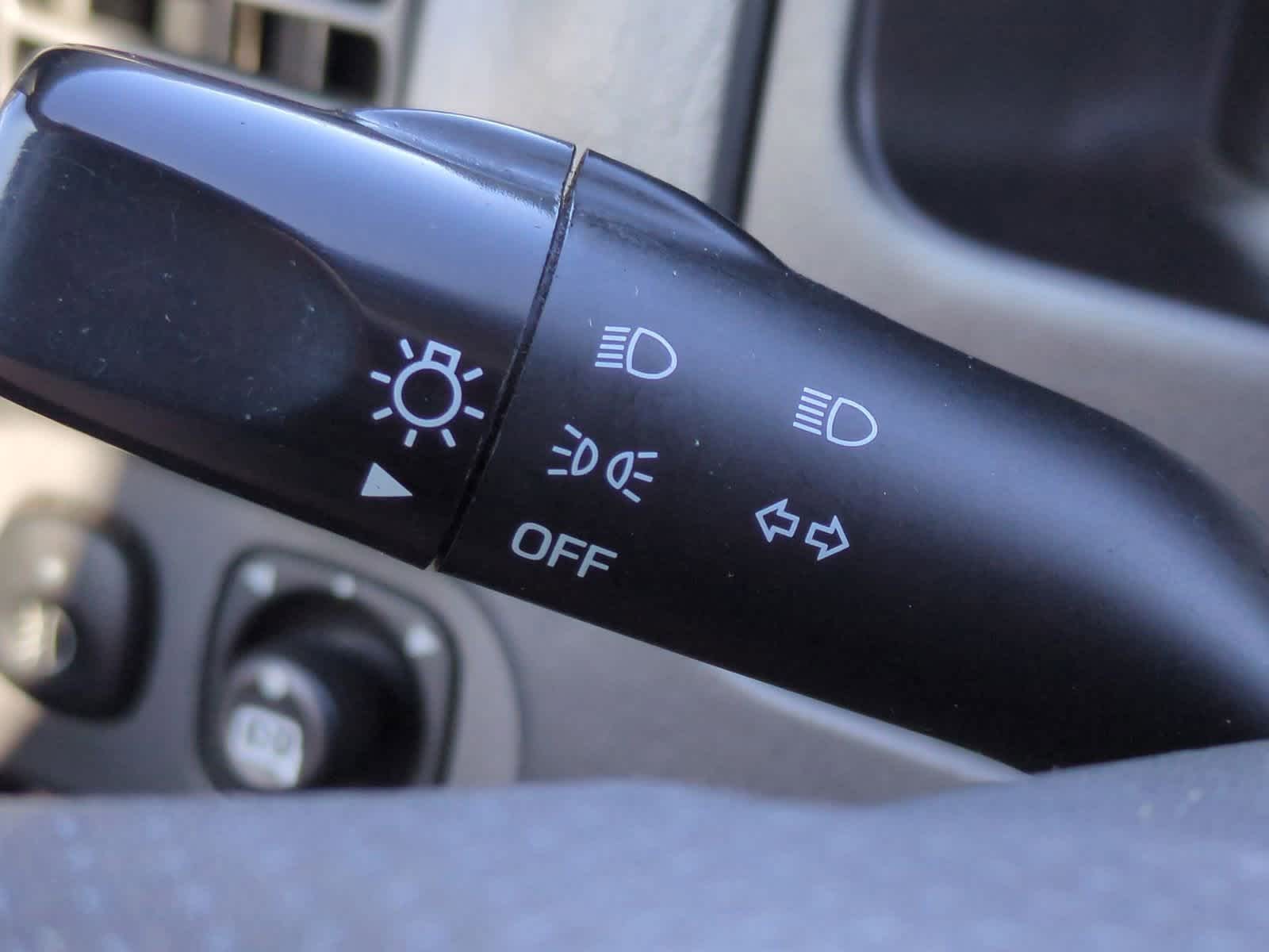 Thumbnail: 2006 Ford Escape - 28