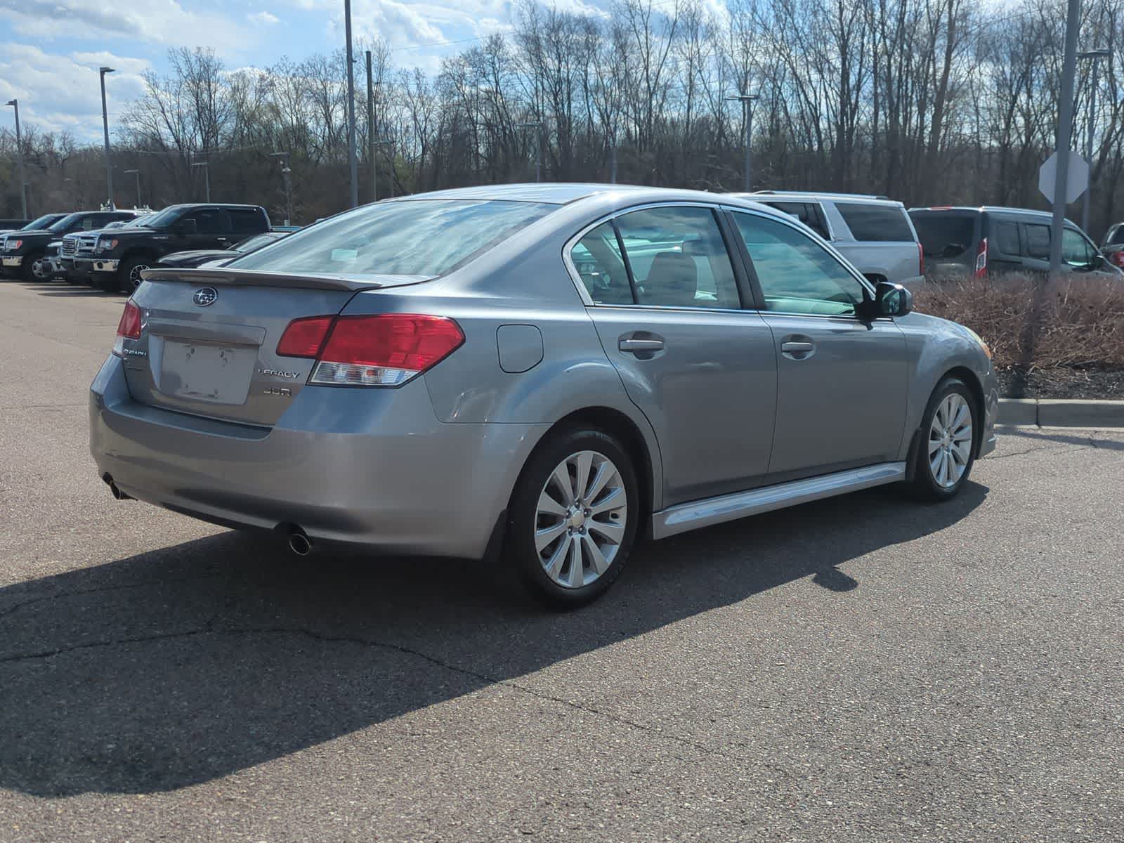 Thumbnail: 2010 Subaru Legacy - 8