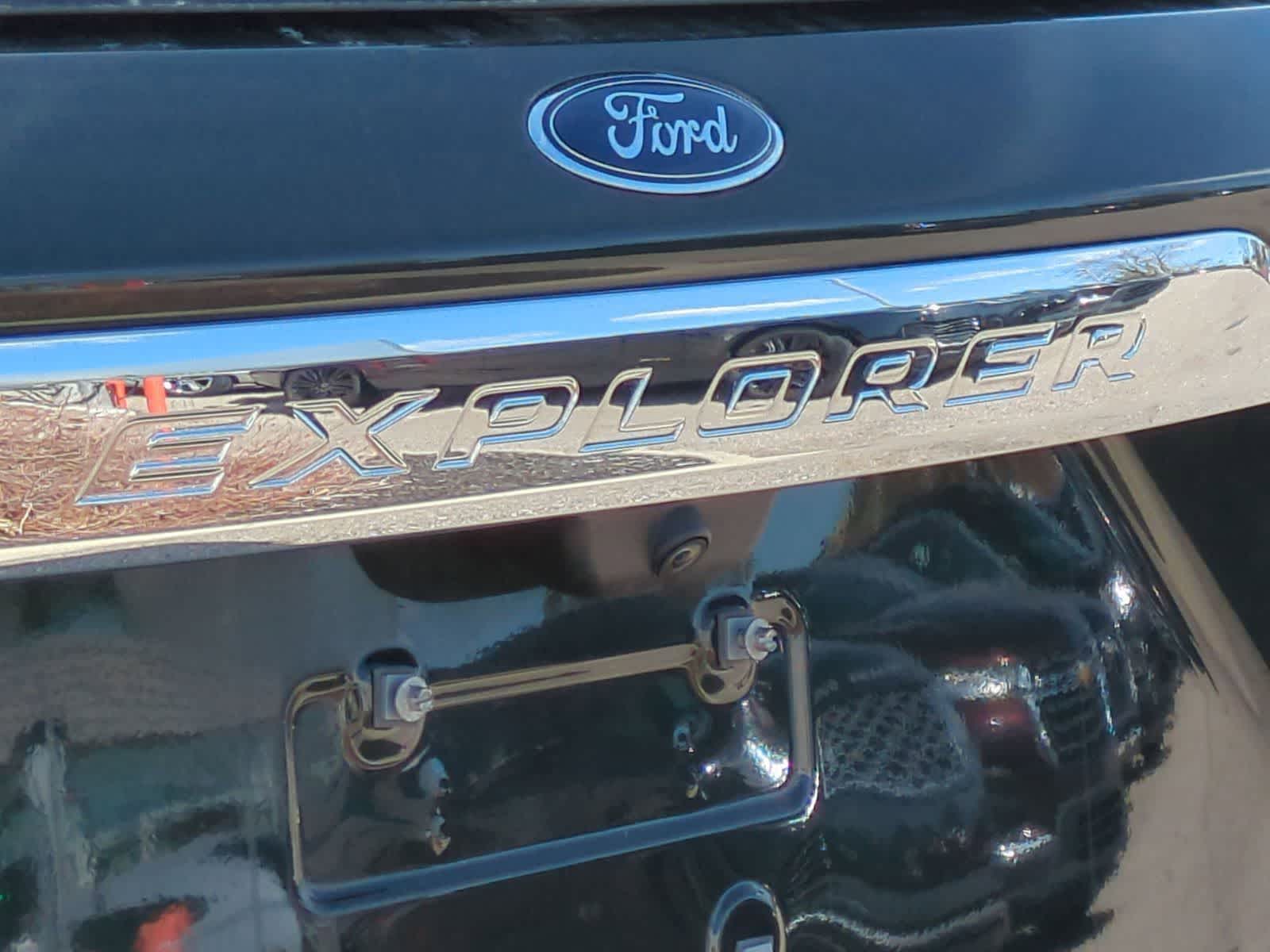 Thumbnail: 2023 Ford Explorer - 13