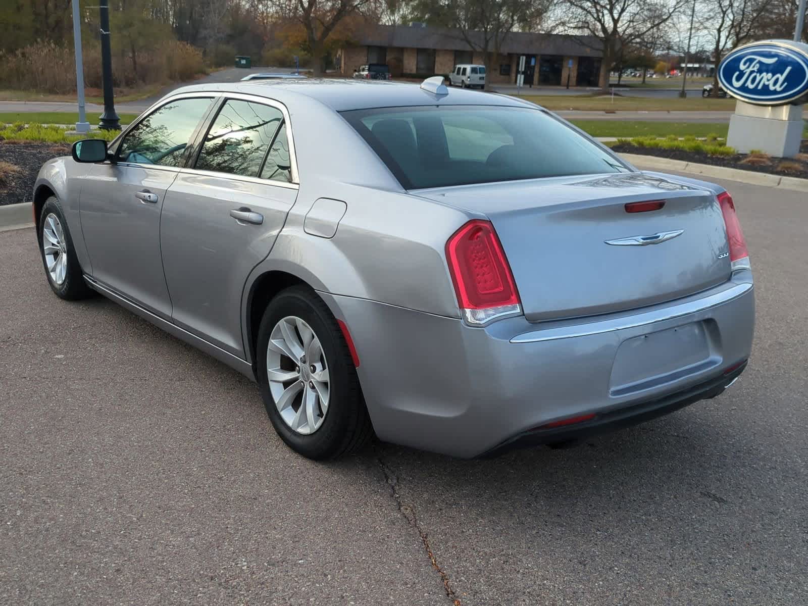 Thumbnail: 2015 Chrysler 300 - 6
