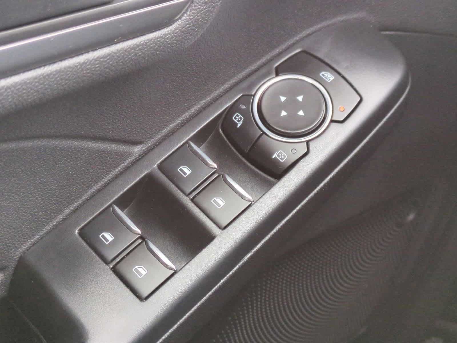 Thumbnail: 2023 Ford Escape - 28