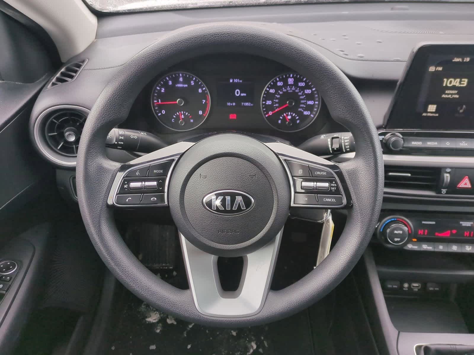 Thumbnail: 2019 Kia Forte - 21