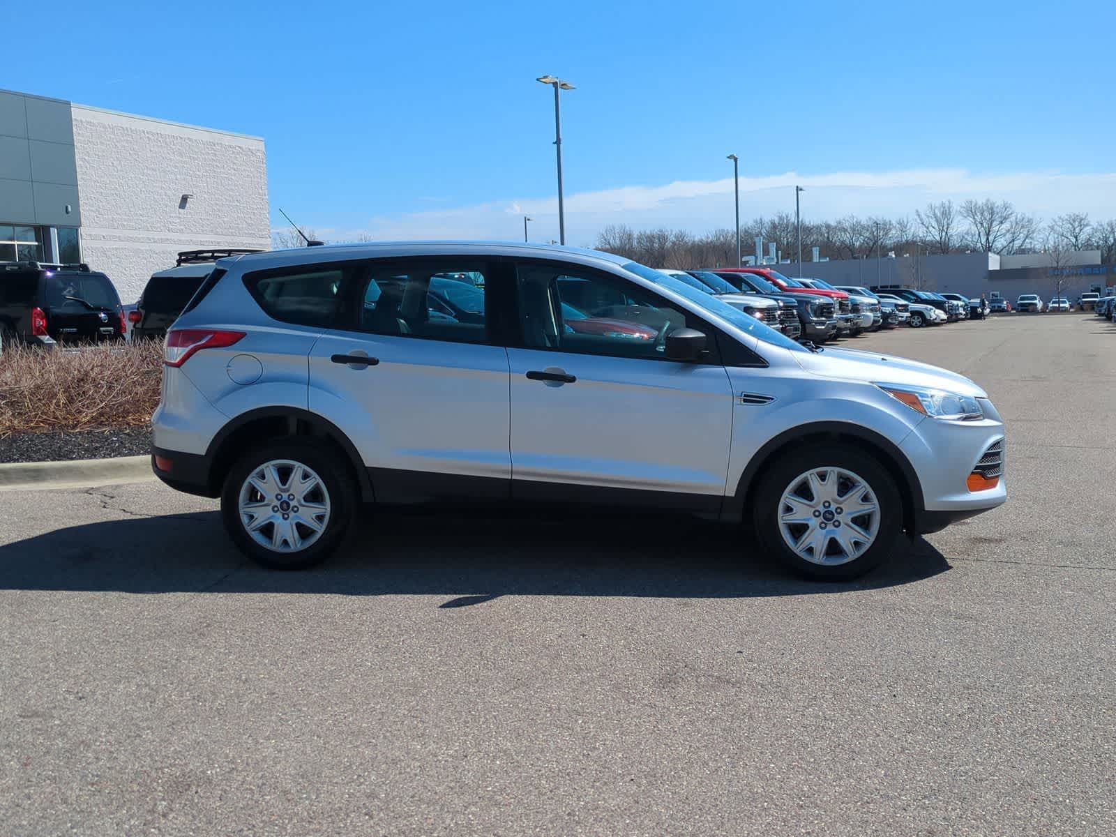 Thumbnail: 2016 Ford Escape - 9