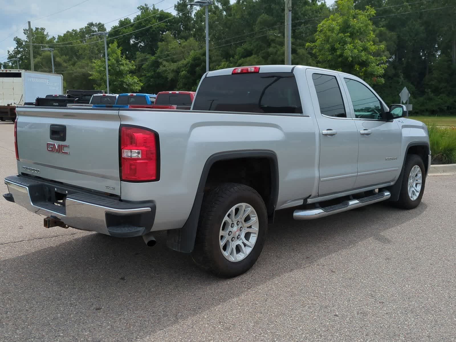 Thumbnail: 2017 GMC Sierra 1500 - 8