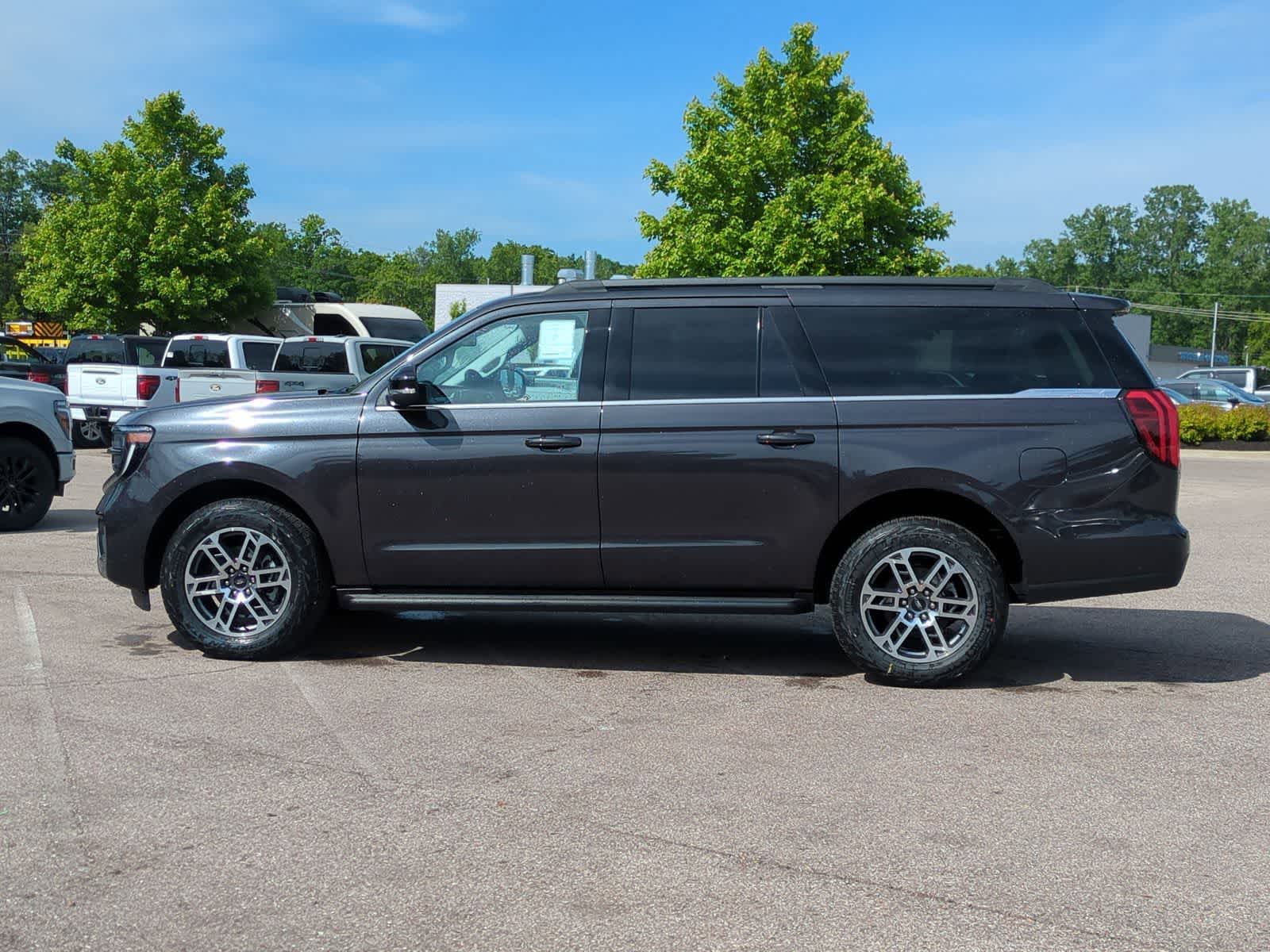 Thumbnail: 2026 Ford Expedition MAX - 5
