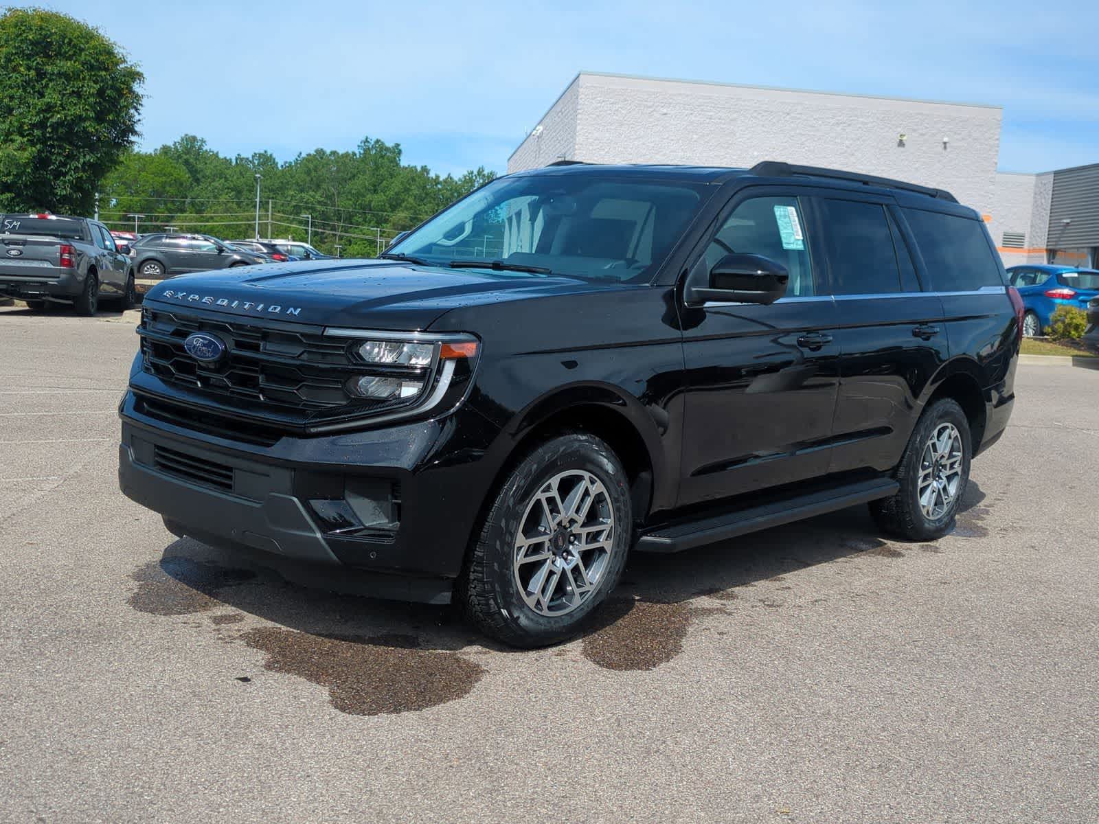 Thumbnail: 2026 Ford Expedition - 4