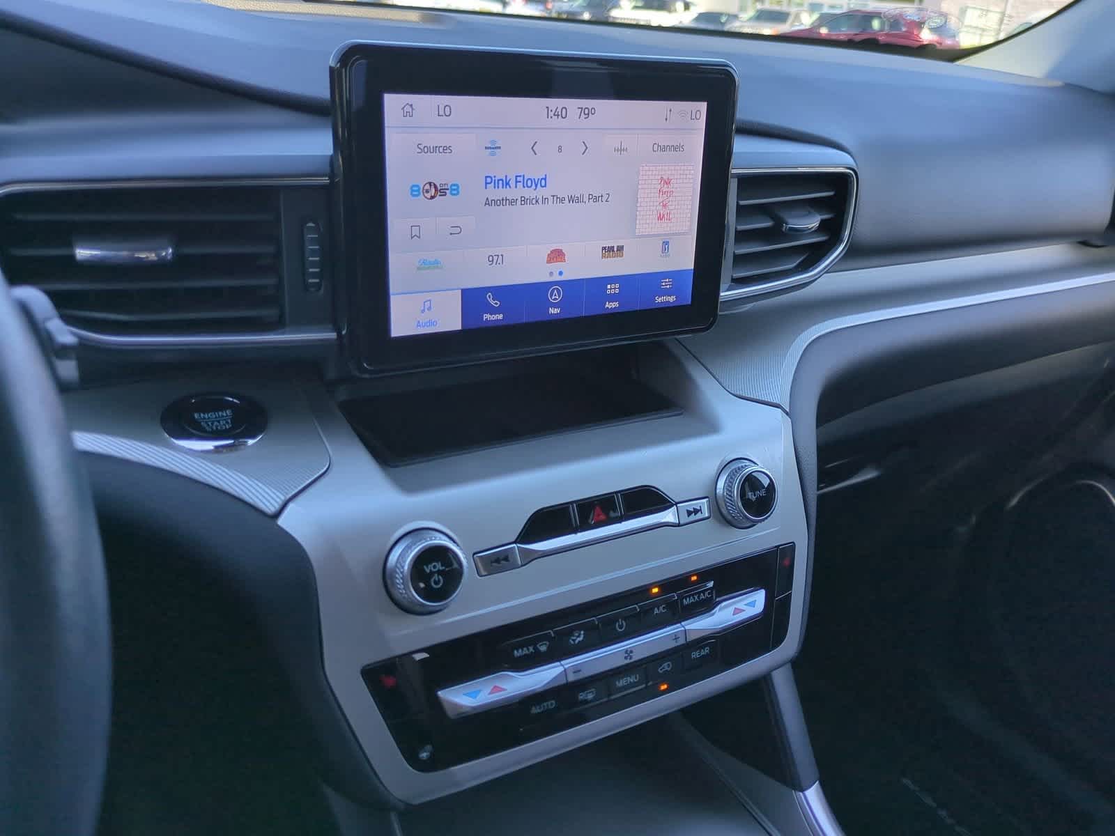 Thumbnail: 2022 Ford Explorer - 27