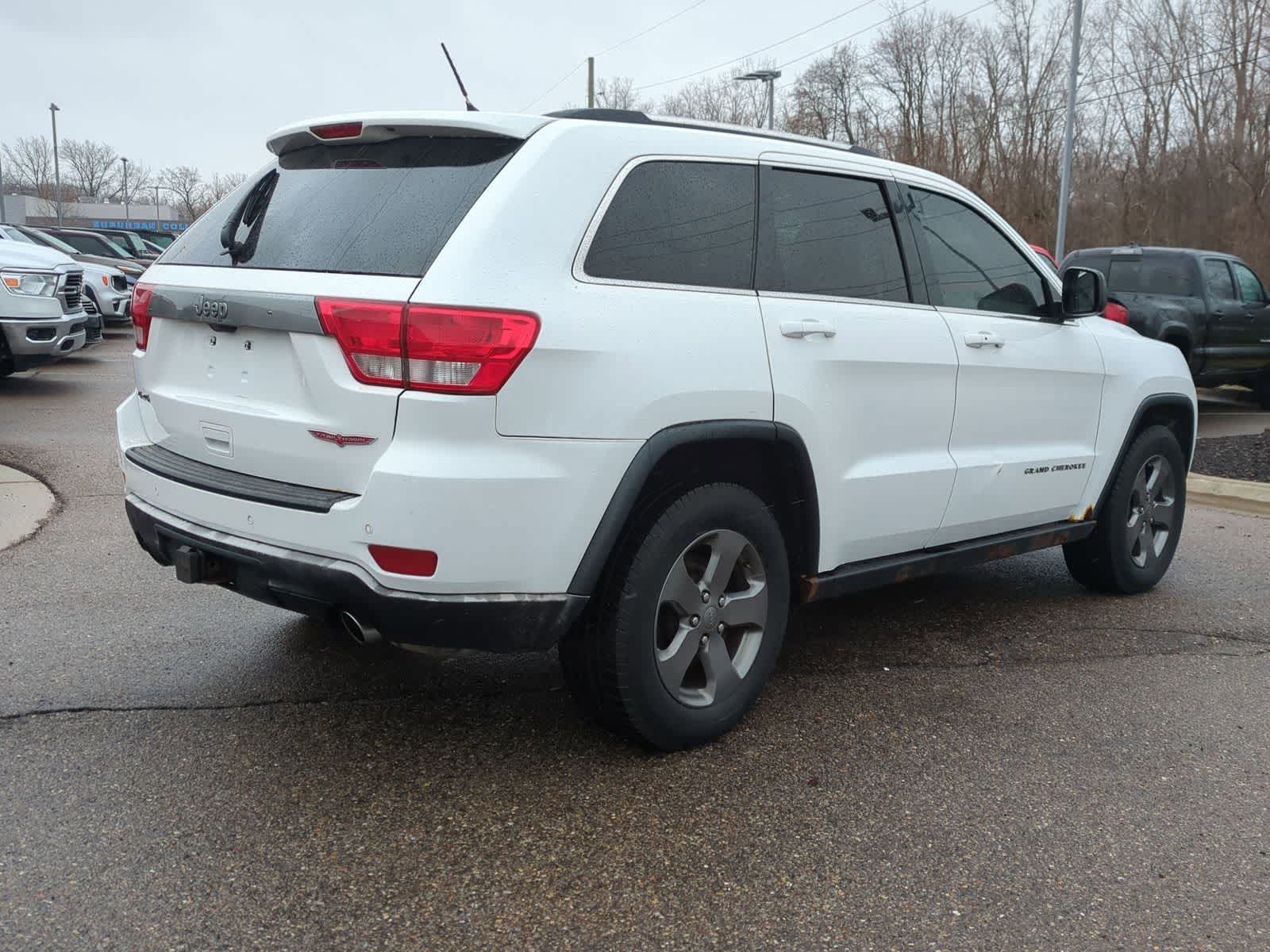 Thumbnail: 2013 Jeep Grand Cherokee - 8