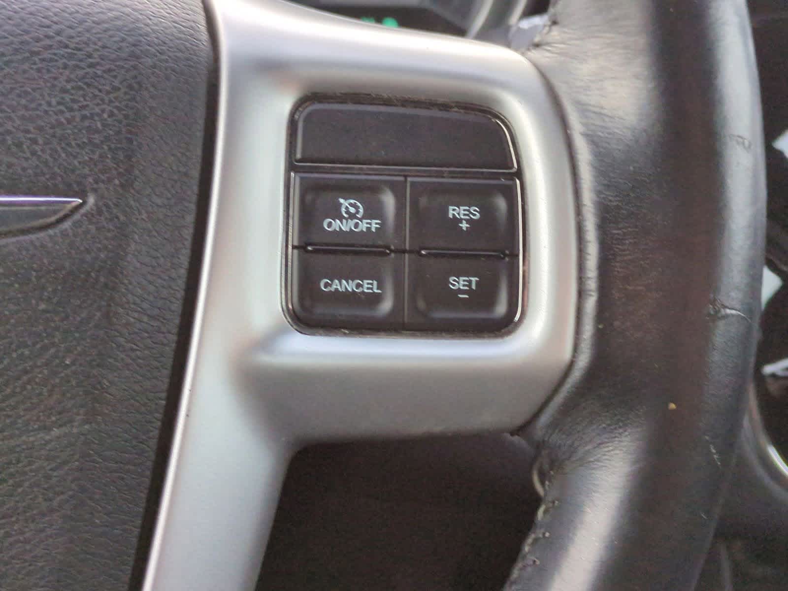 Thumbnail: 2013 Chrysler 200 - 24