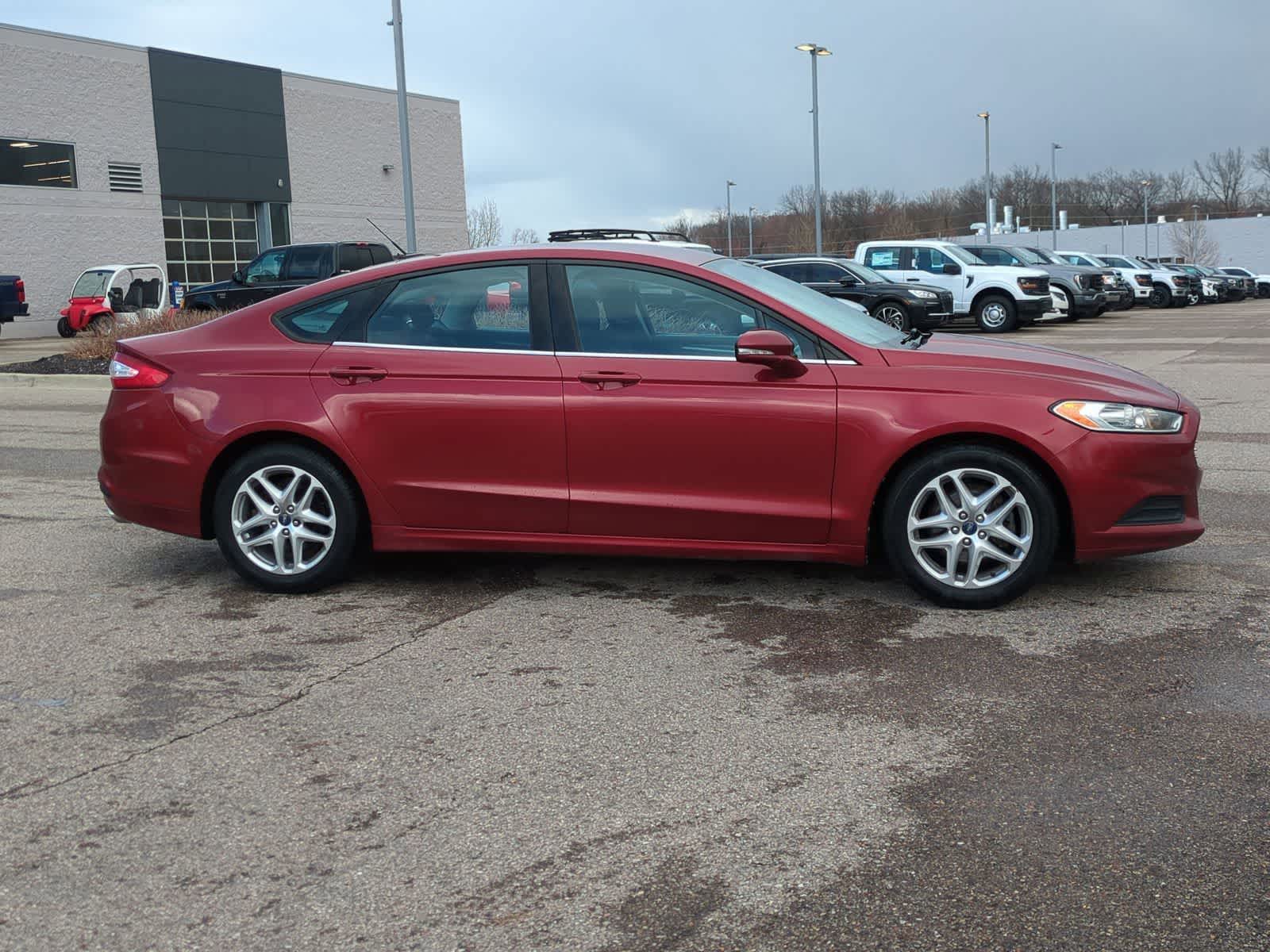 Thumbnail: 2013 Ford Fusion - 9