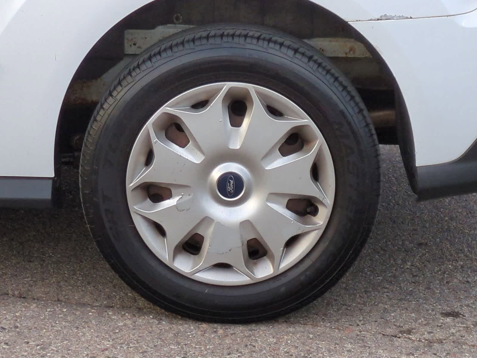 Thumbnail: 2015 Ford Transit Series - 13