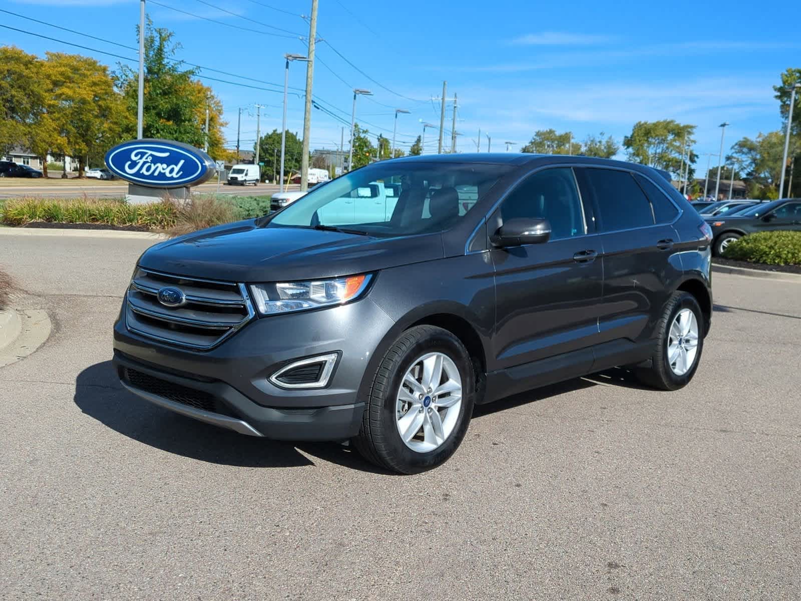 Thumbnail: 2015 Ford Edge - 4