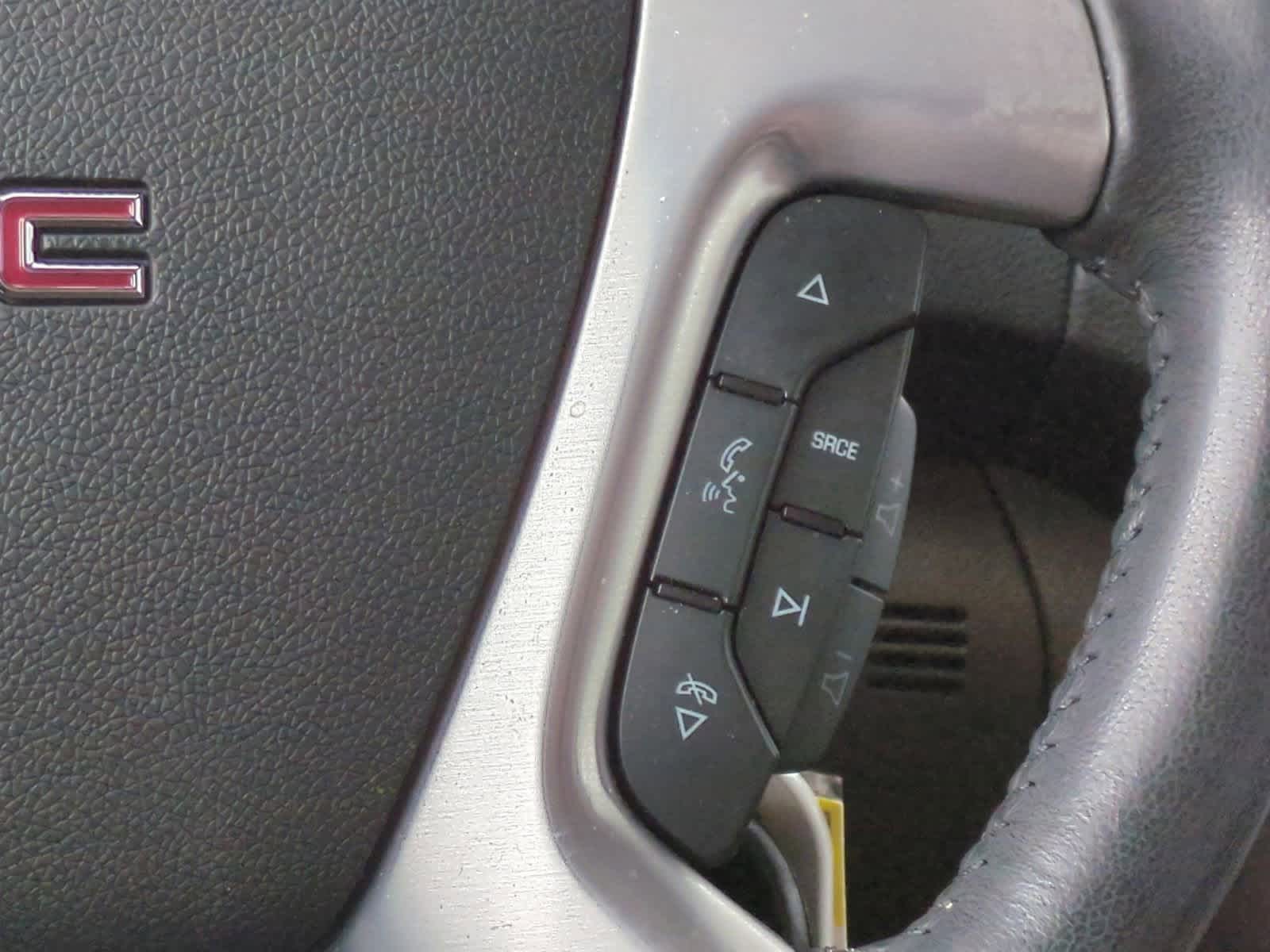 Thumbnail: 2014 GMC Acadia - 24