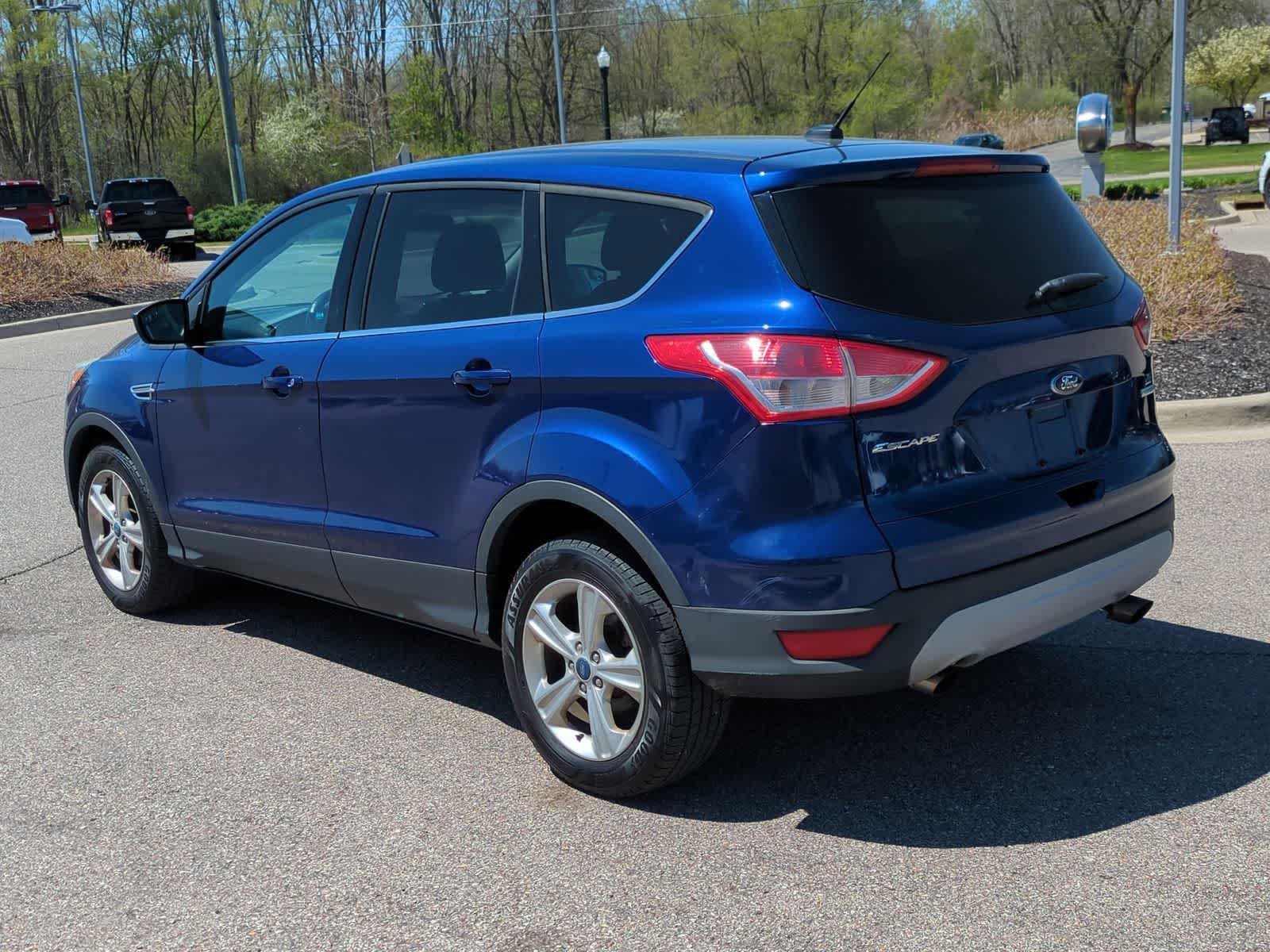 Thumbnail: 2013 Ford Escape - 6