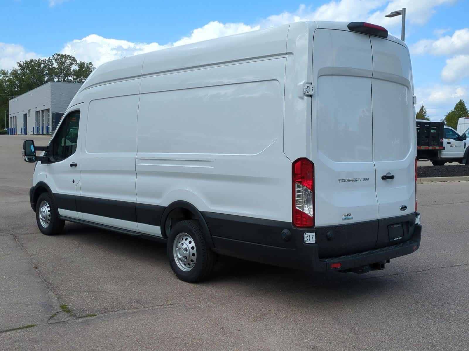 Thumbnail: 2025 Ford Transit Series - 6