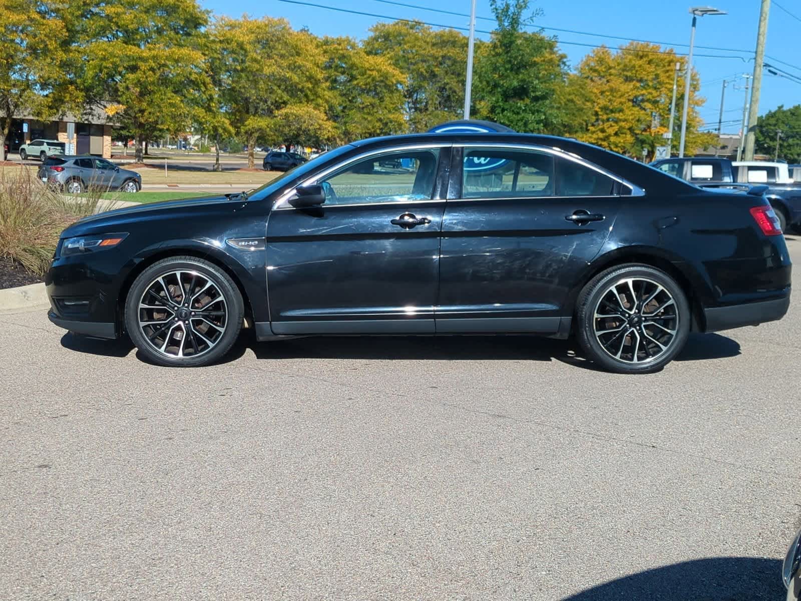 Thumbnail: 2017 Ford Taurus - 5