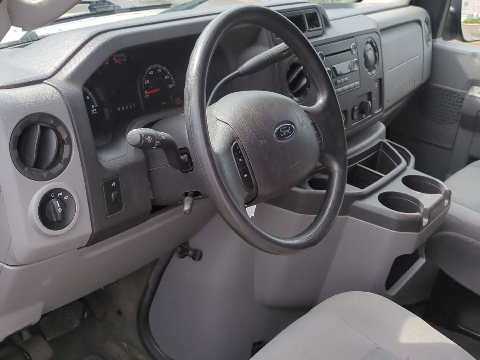 Thumbnail: 2014 Ford Econoline - 10