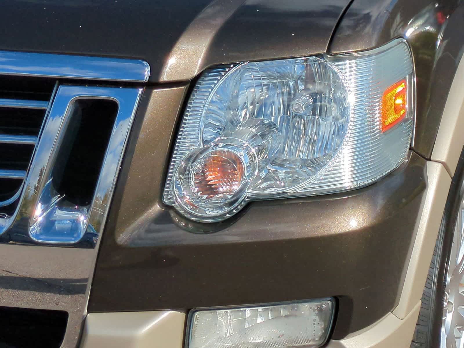 Thumbnail: 2008 Ford Explorer - 10