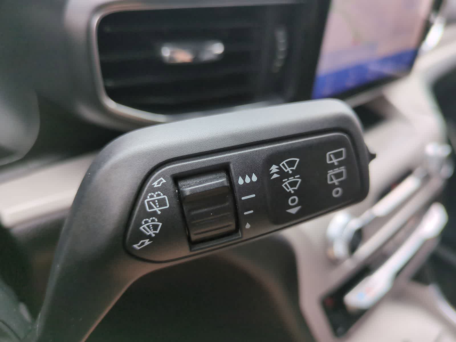 Thumbnail: 2024 Ford Explorer - 25