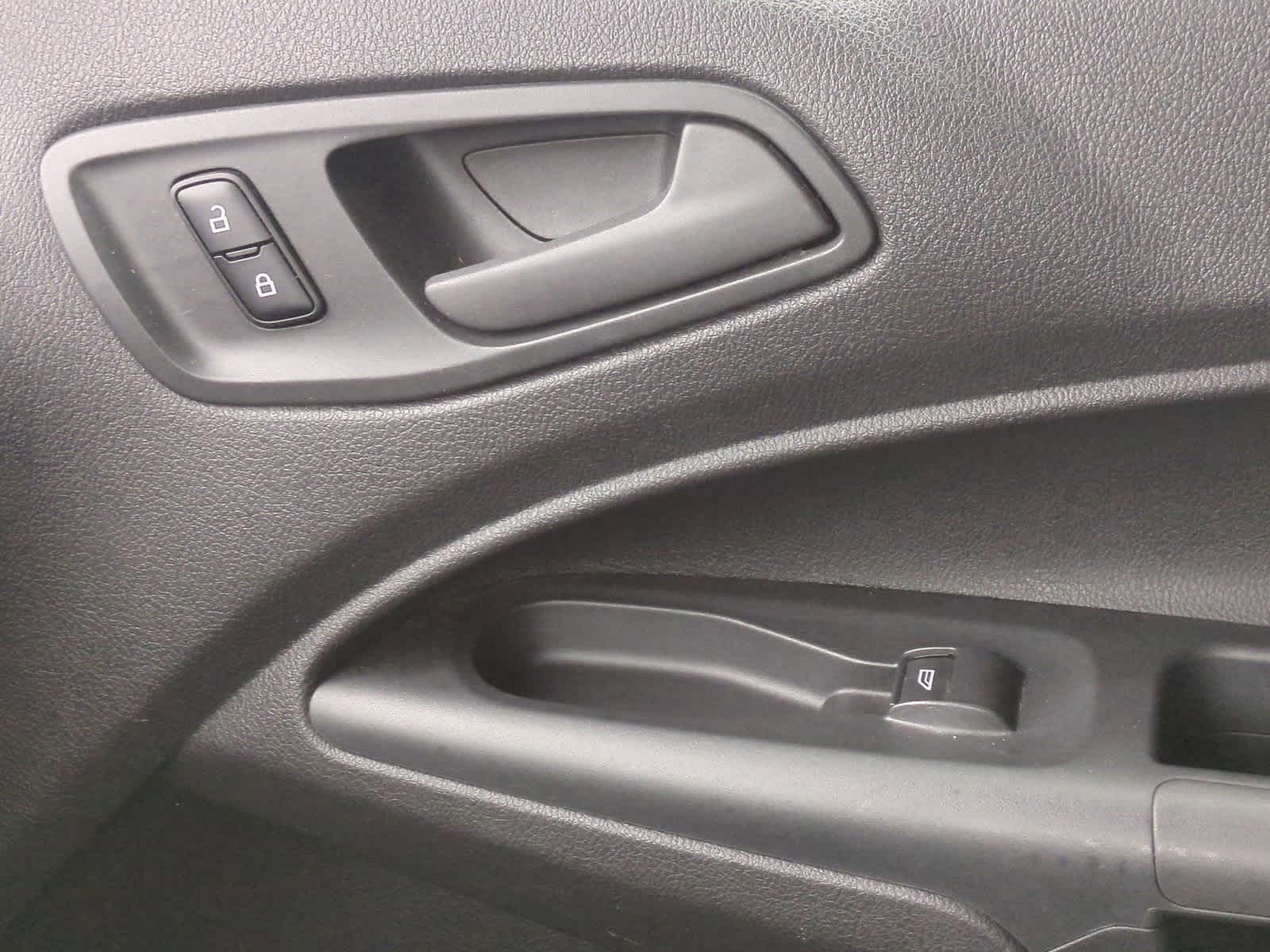 Thumbnail: 2014 Ford Transit Series - 21