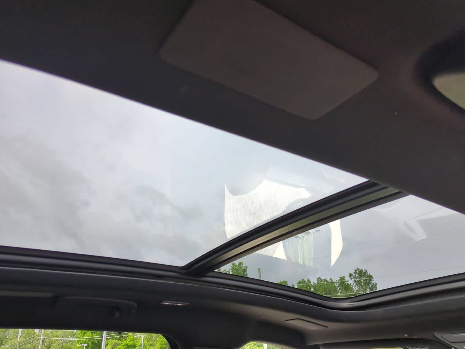 Thumbnail: 2022 Lincoln Aviator - 22