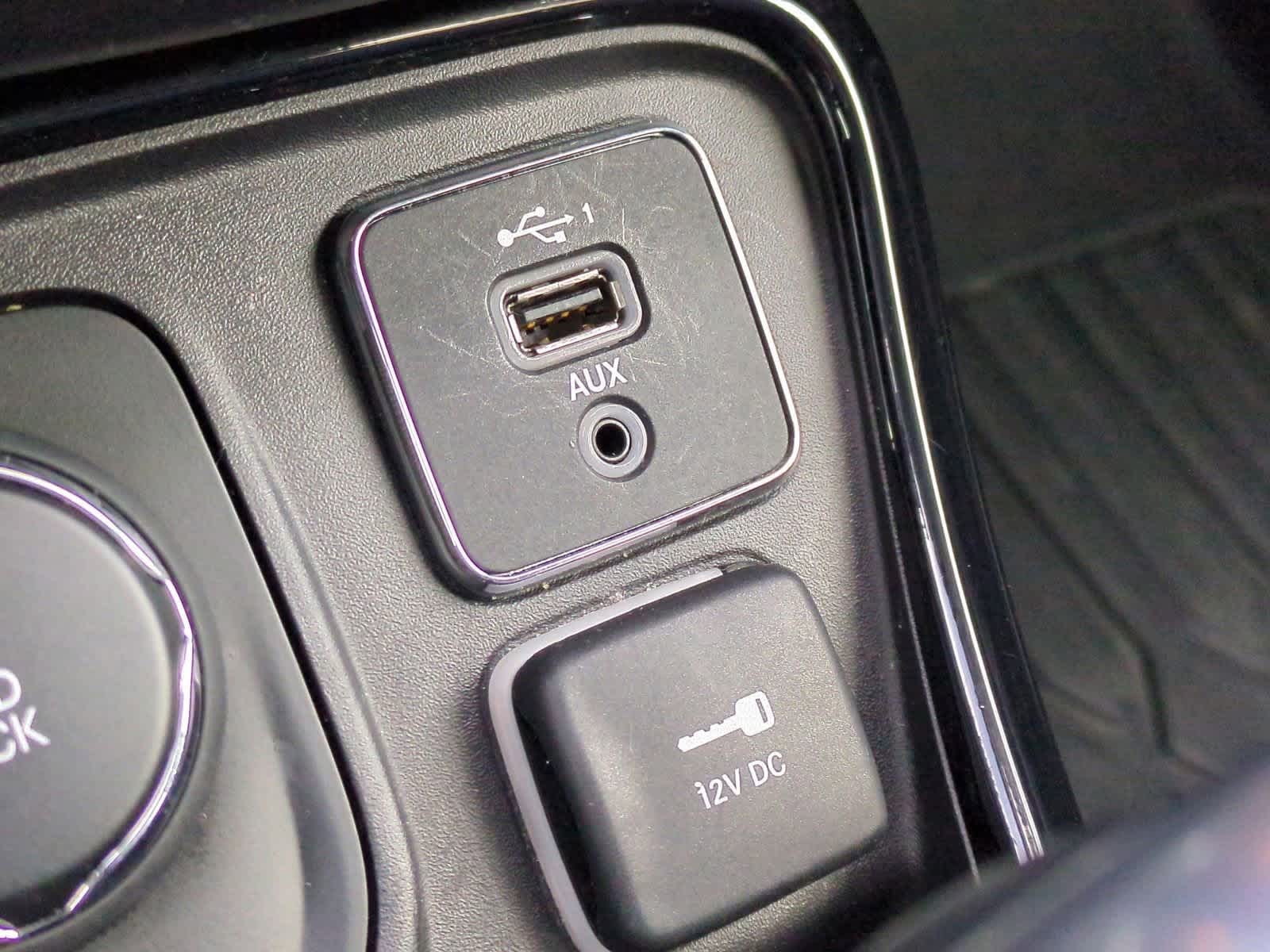 Thumbnail: 2021 Jeep Compass - 30