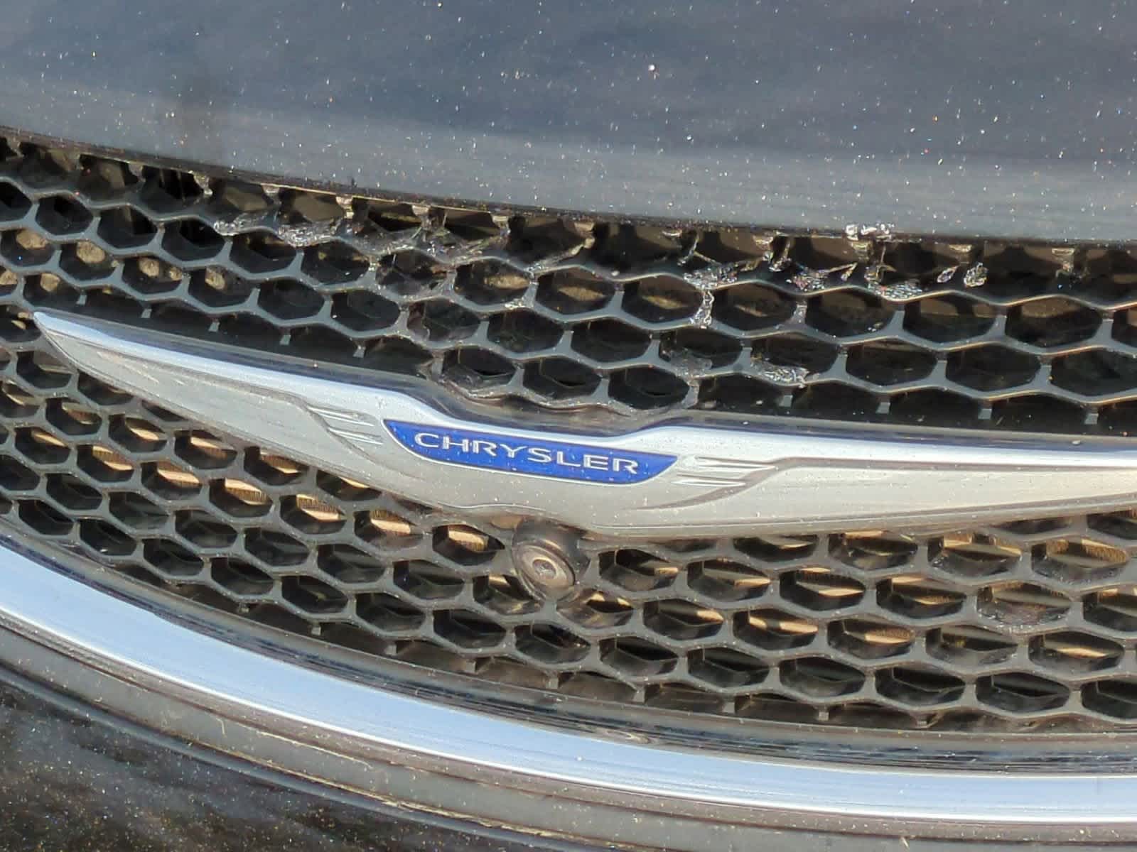 Thumbnail: 2020 Chrysler Pacifica - 12