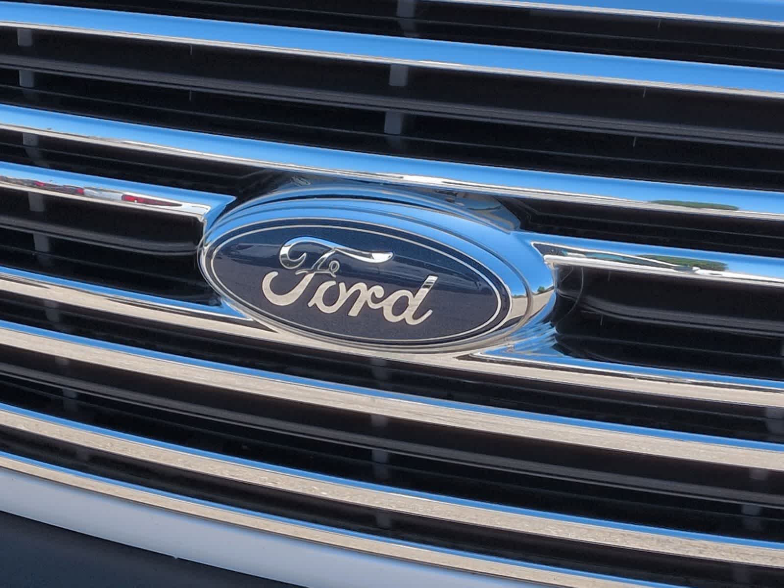 Thumbnail: 2016 Ford Transit Series - 11