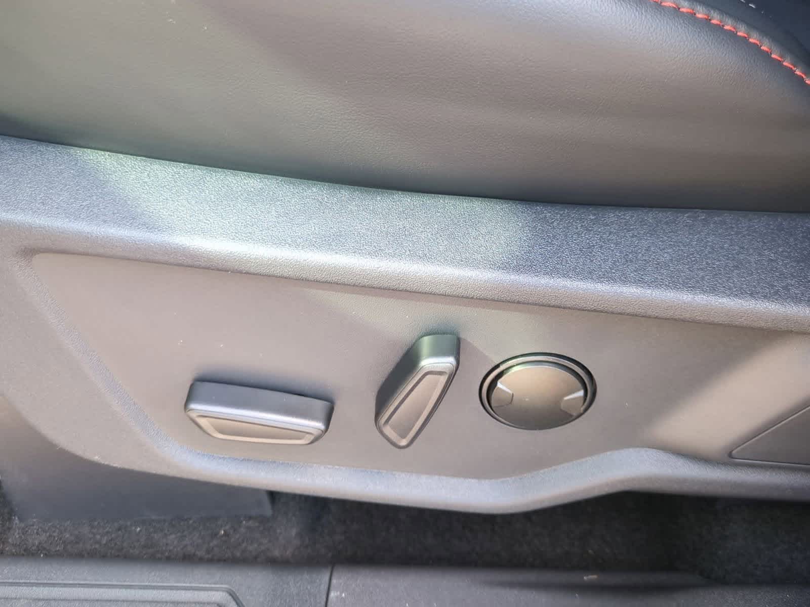 Thumbnail: 2025 Ford Bronco - 17