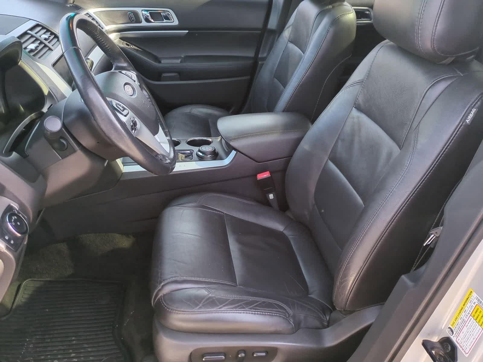 Thumbnail: 2014 Ford Explorer - 16