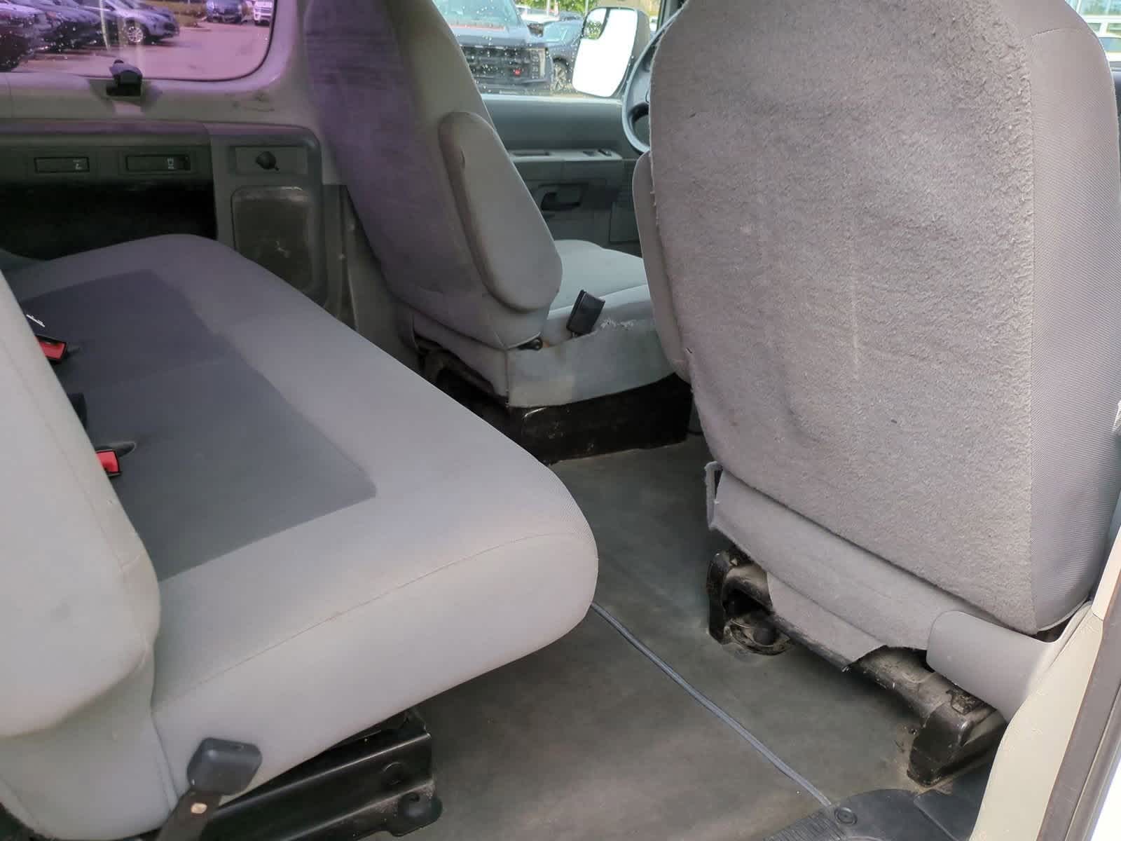 Thumbnail: 2014 Ford Econoline - 18