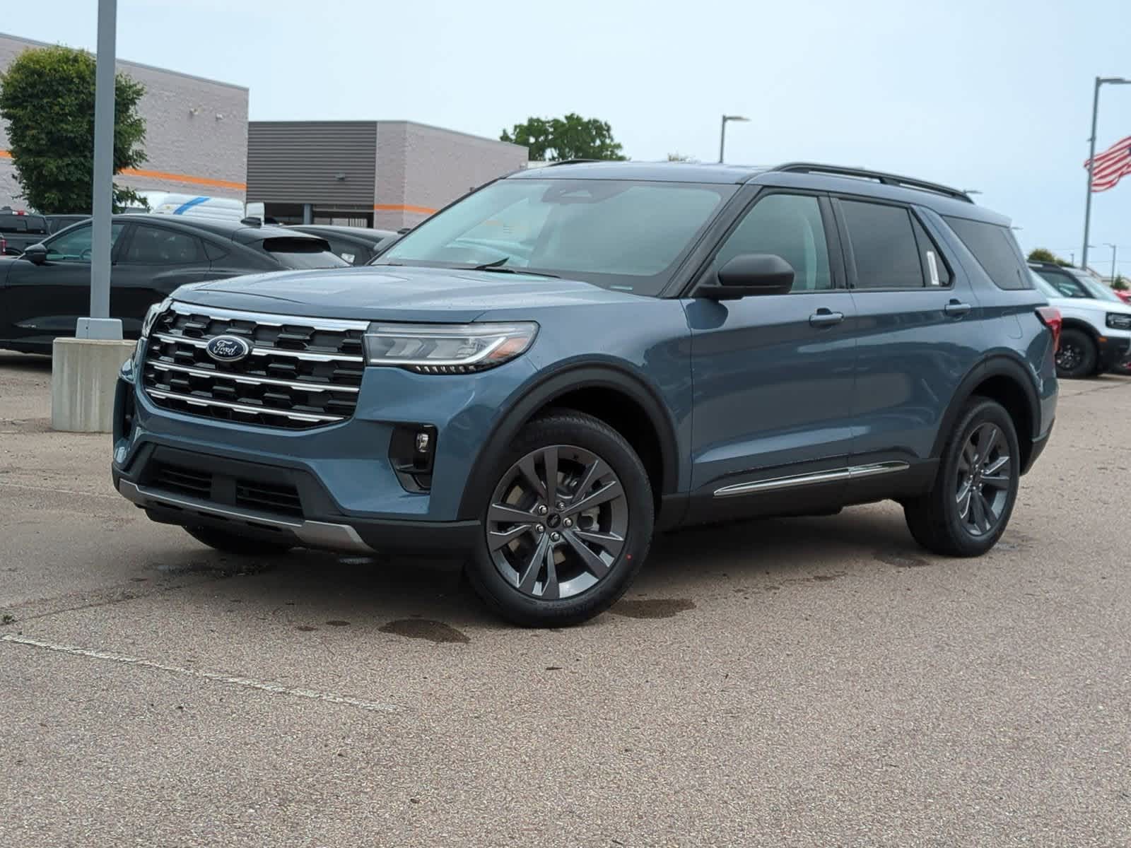 2025 Ford Explorer Active Hero Image