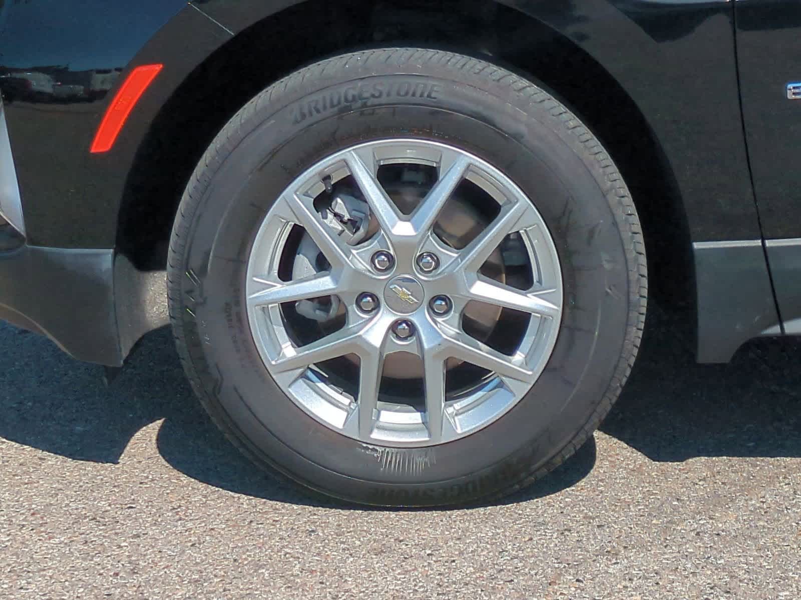 Thumbnail: 2024 Chevrolet Equinox - 14