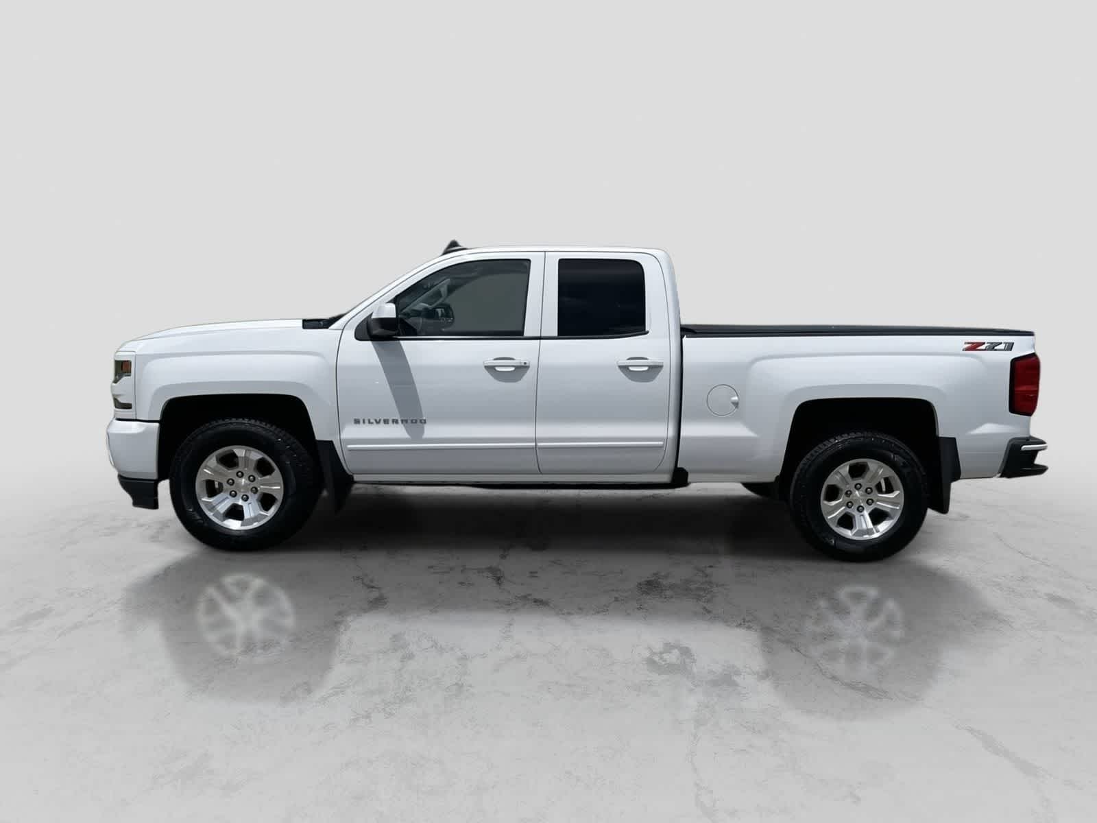 Thumbnail: 2018 Chevrolet Silverado 1500 - 5