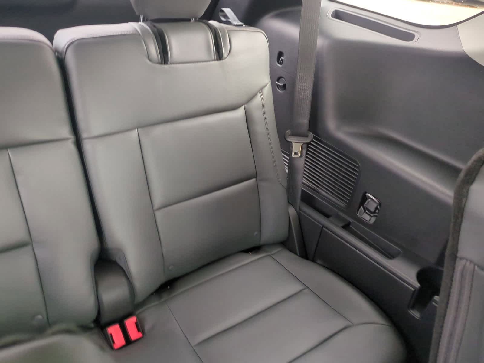 Thumbnail: 2026 Ford Explorer - 21