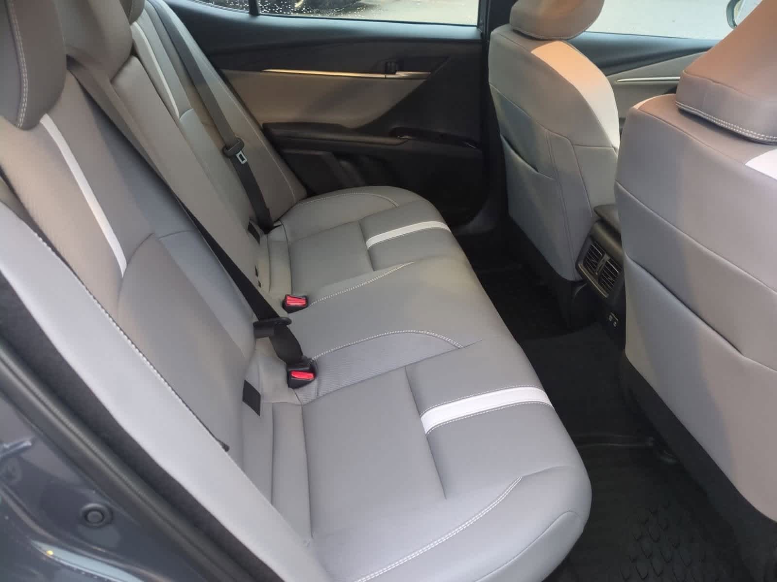 Thumbnail: 2025 Toyota Camry - 21