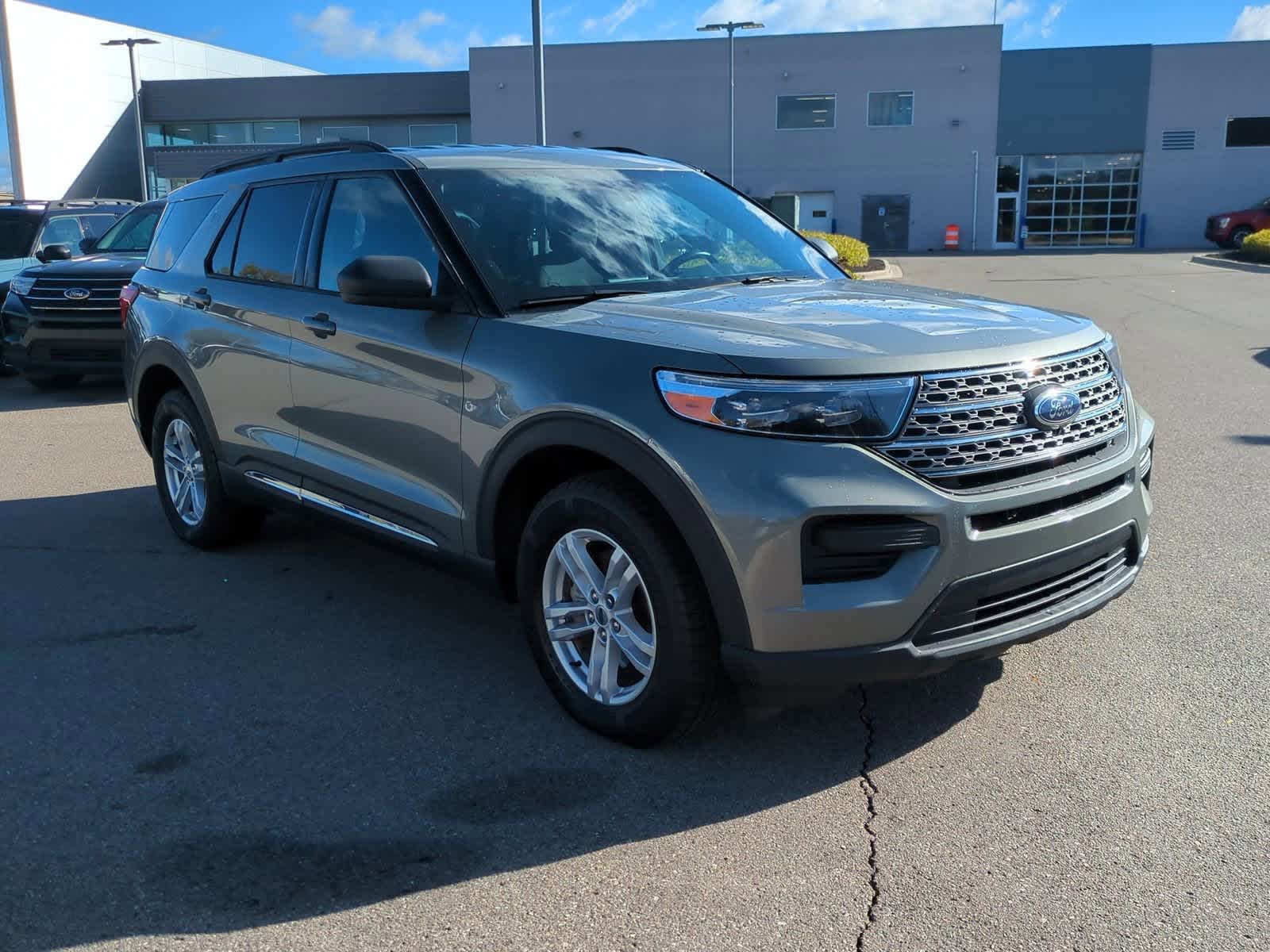 Thumbnail: 2020 Ford Explorer - 2