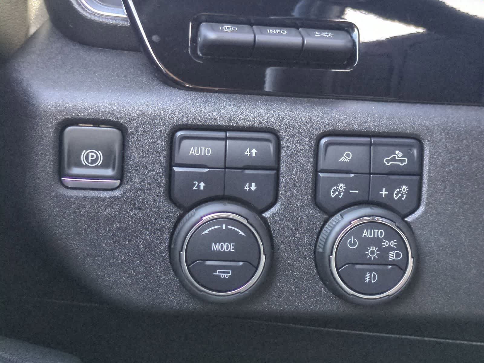 Thumbnail: 2025 Chevrolet Silverado 3500 - 28