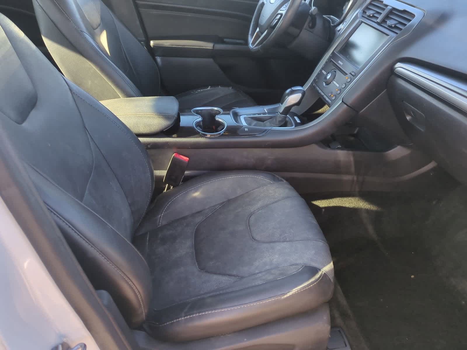 Thumbnail: 2016 Ford Fusion - 23