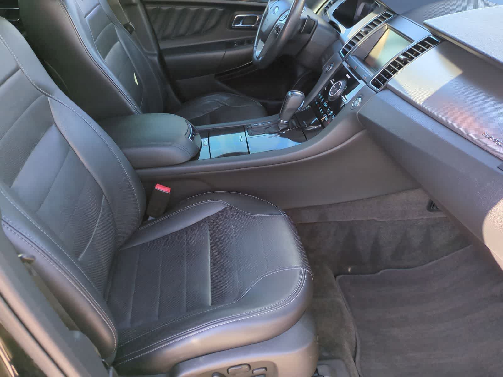 Thumbnail: 2015 Ford Taurus - 23